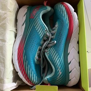 Hoka One One Clifton 5